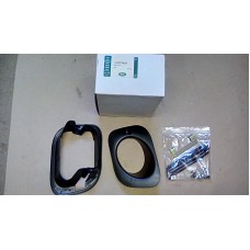 Front Fog Lamp Moulding Kit RH